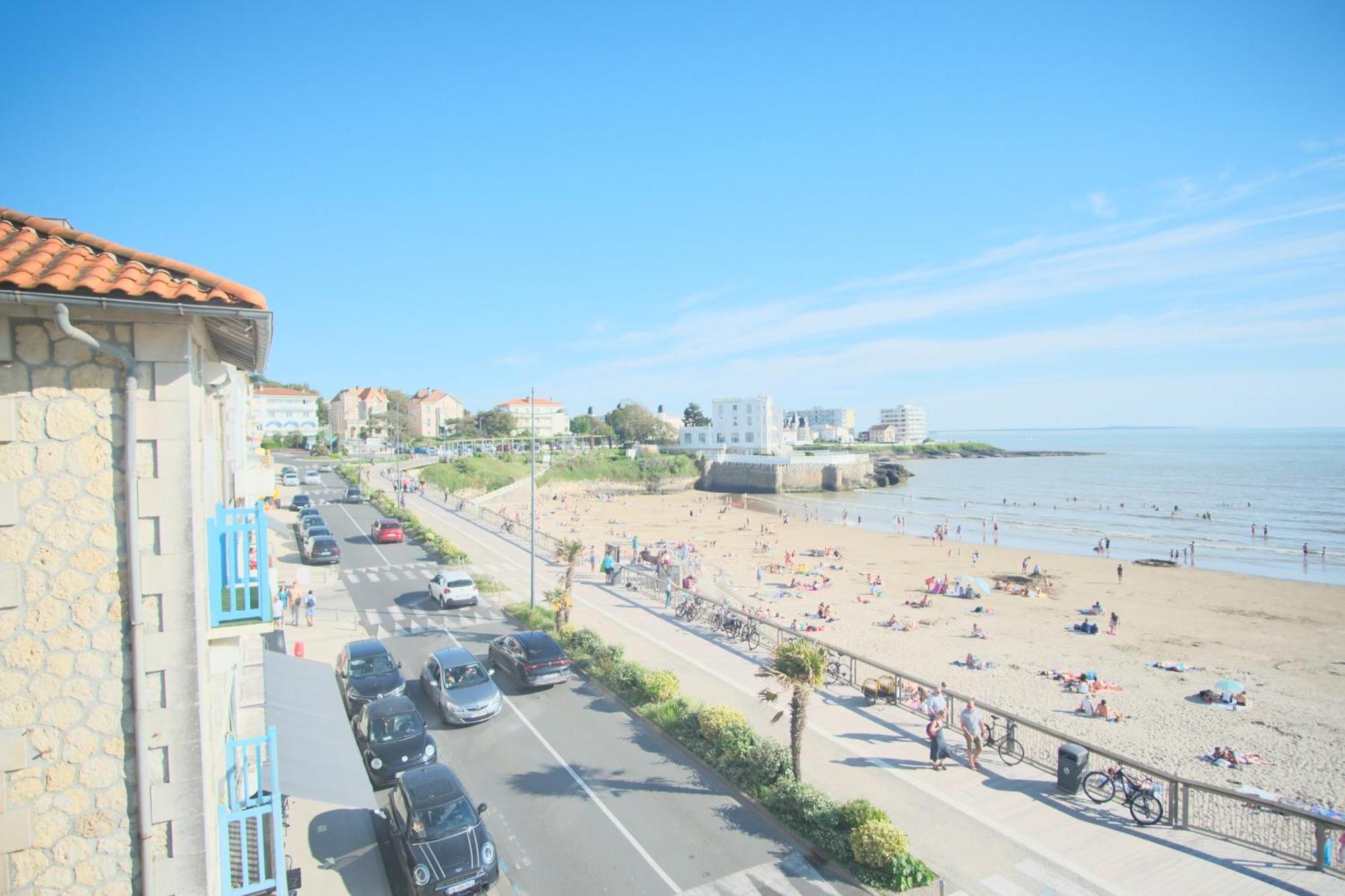 Appartement Avec Balcons Vue Mer A Pontaillac Royan Luaran gambar