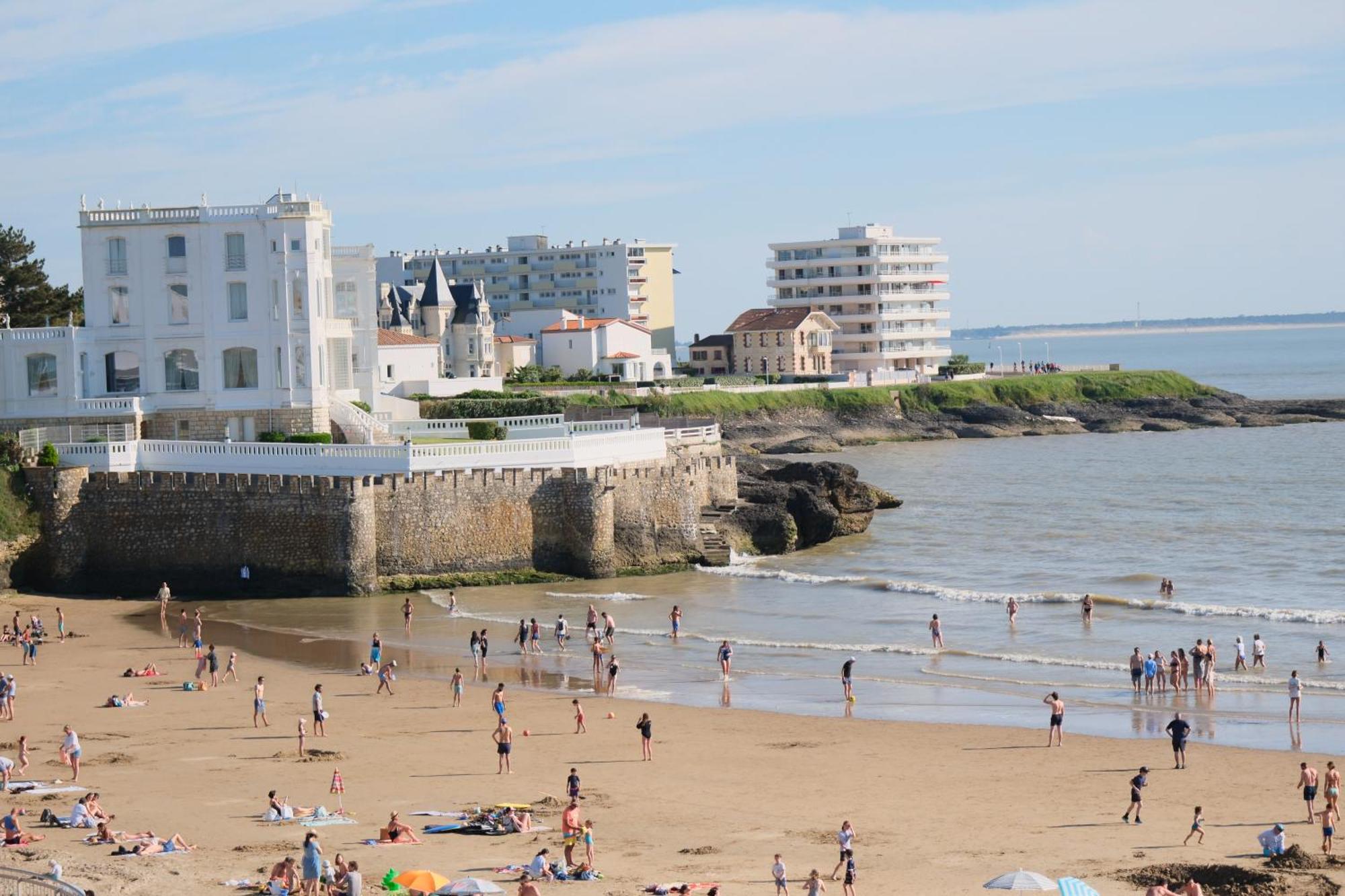 Appartement Avec Balcons Vue Mer A Pontaillac Royan Luaran gambar